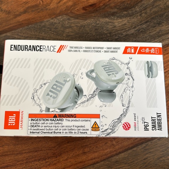 JBL True Wireless Endurance Race Earbuds - Picture 2 of 3